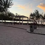 Thebeach 1 * Tisno