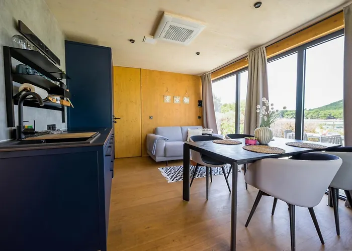 Thebeachvilla 1 * Tisno