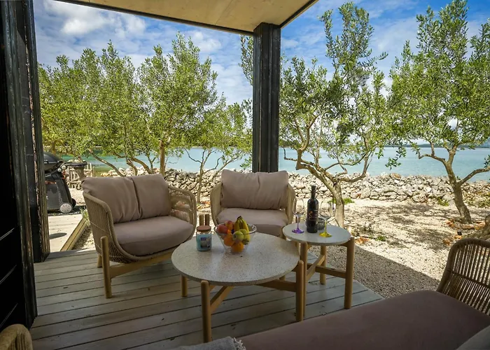 Thebeachvilla 1 Tisno